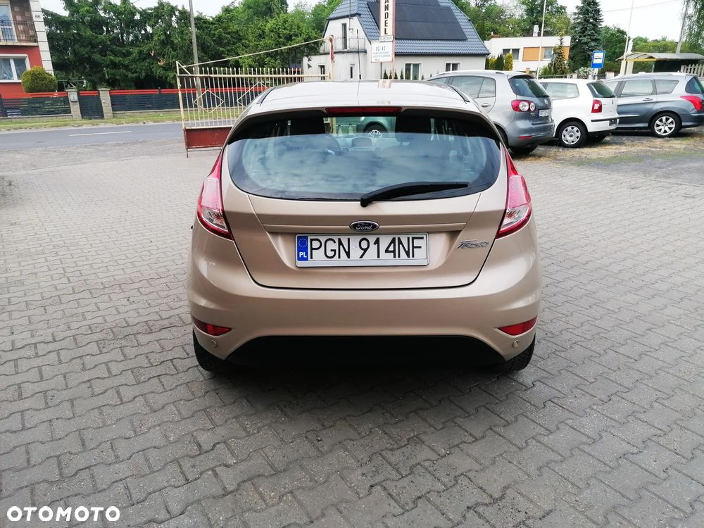 Ford Fiesta - 6