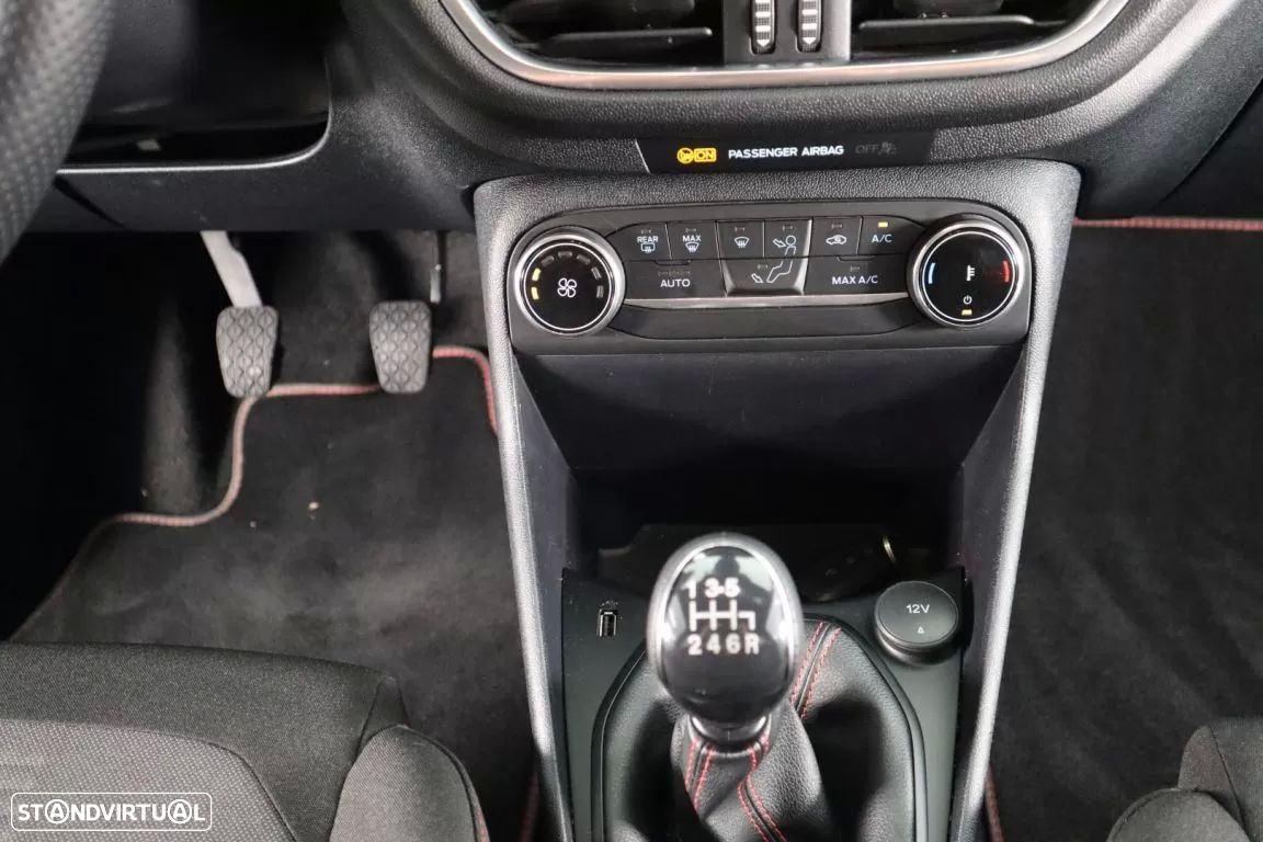 Ford Fiesta 1.0 EcoBoost ST-Line - 26