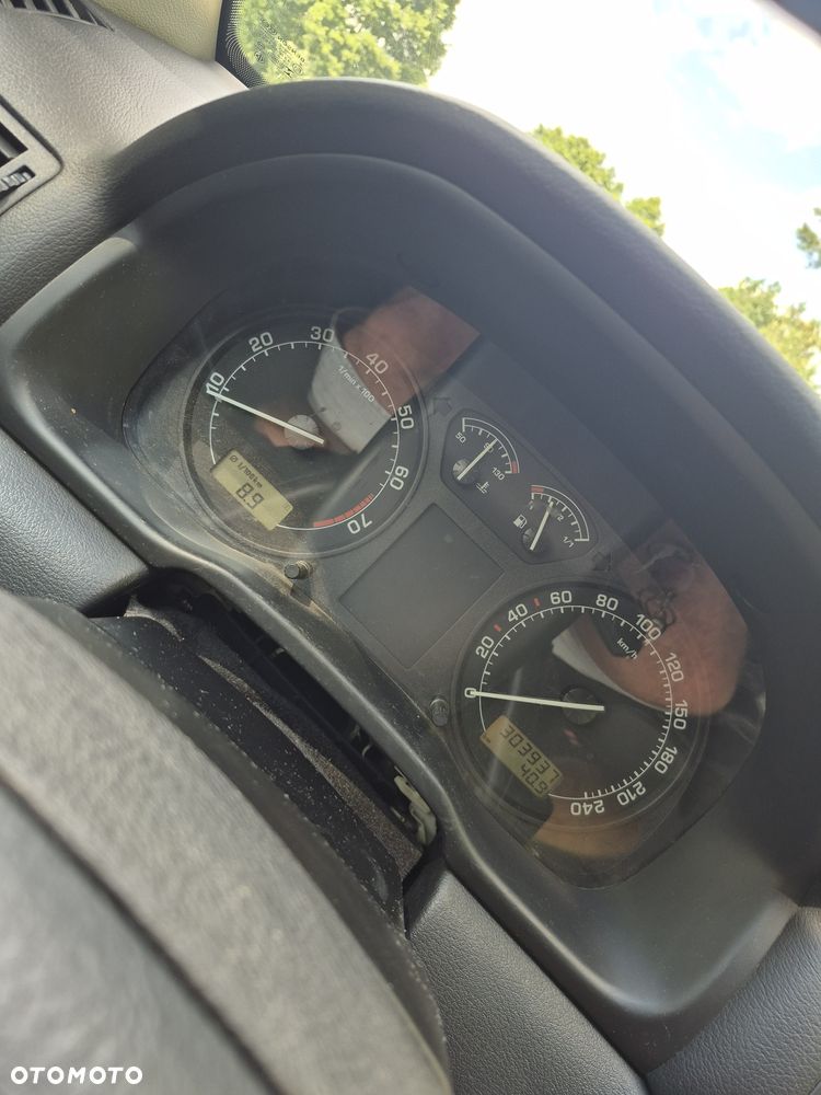 Skoda Octavia - 8