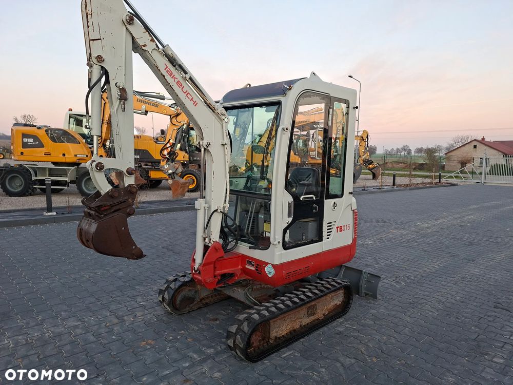 Takeuchi TB016 Rok 2008 - 9