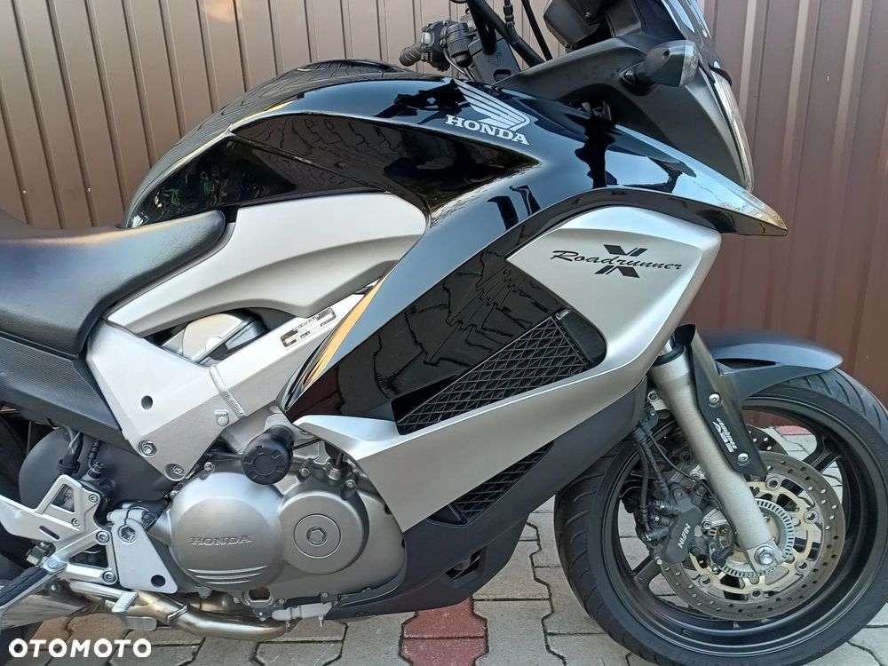 Honda VFR - 7