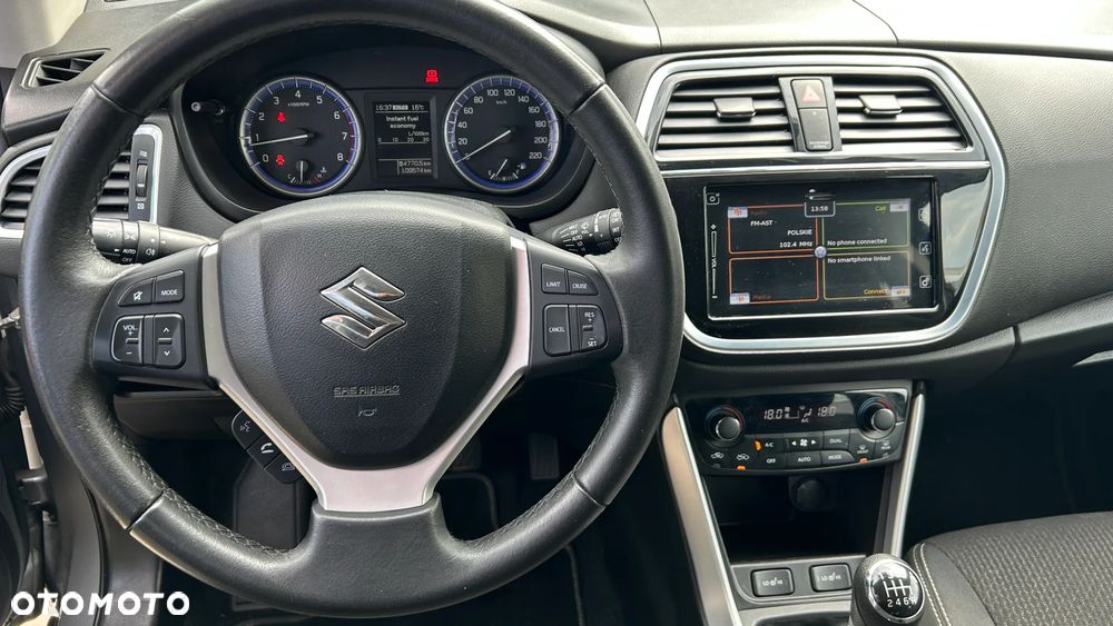 Suzuki SX4 S-Cross 1.4 T Premium - 6