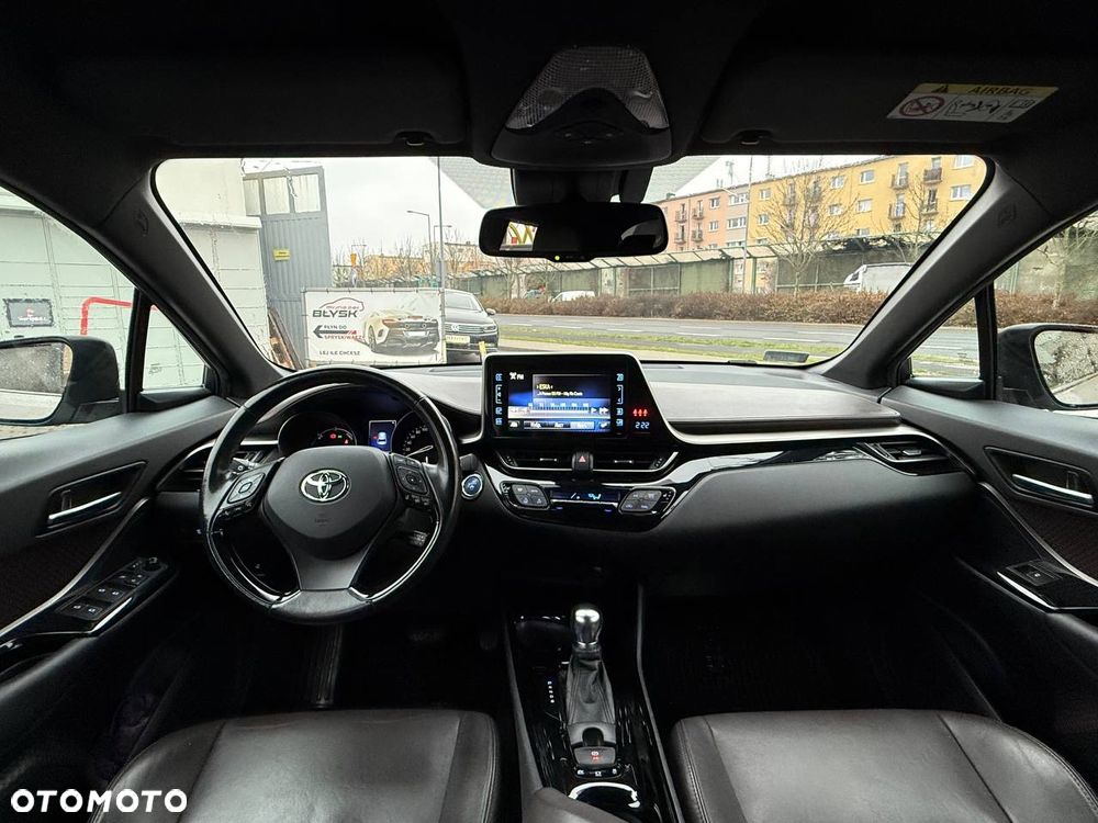 Toyota C-HR 1.8 Hybrid Prestige - 11