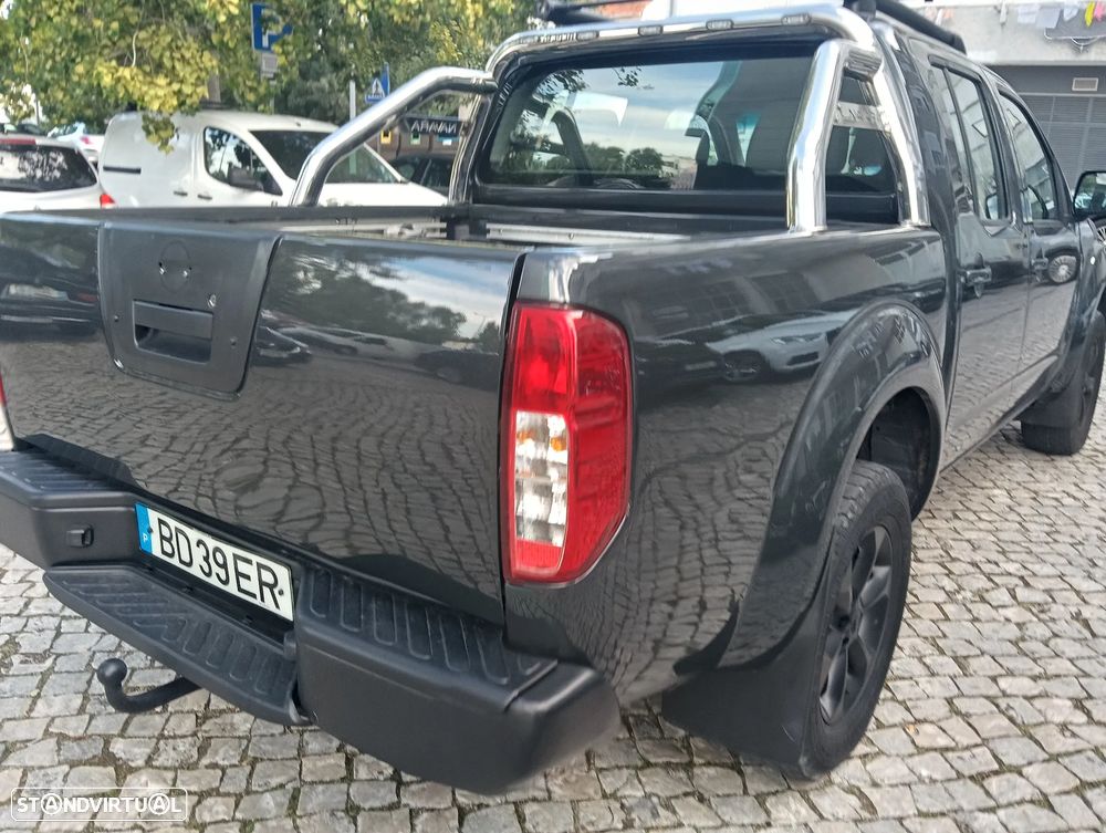 Nissan Pick Up 2.5 TD CD Navara ABS+FN+CD - 25