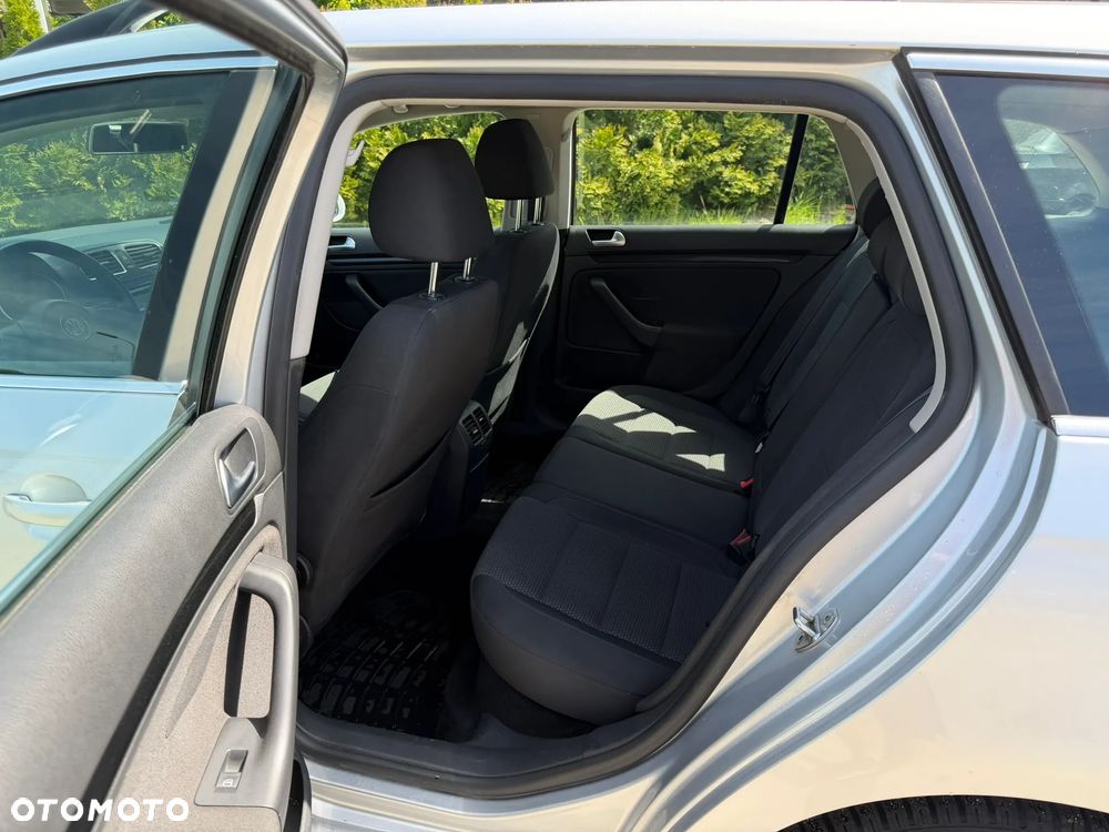 Volkswagen Golf 1.6 TDI Comfortline - 13