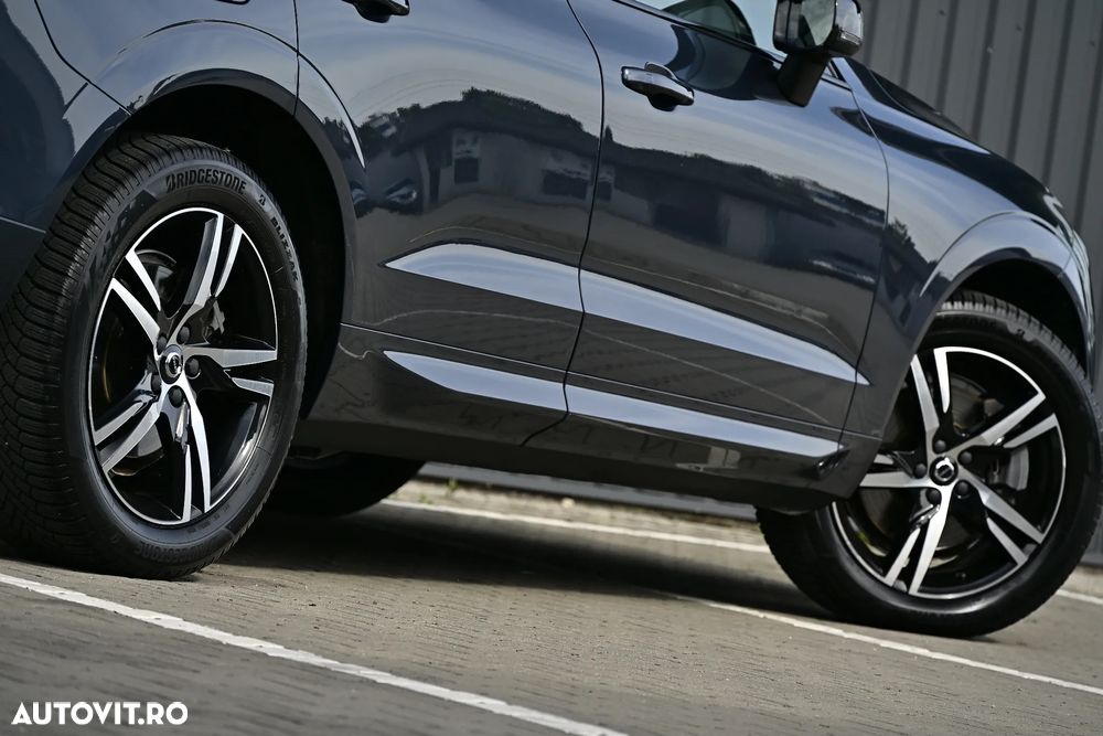 Volvo XC 60 B4 MHEV AT8 AWD R-Design - 40