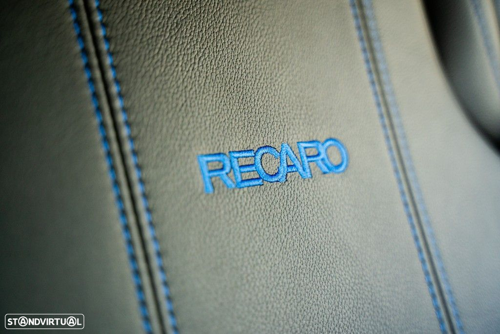 Ford Focus 2.3 EcoBoost RS Pack Performance - 33