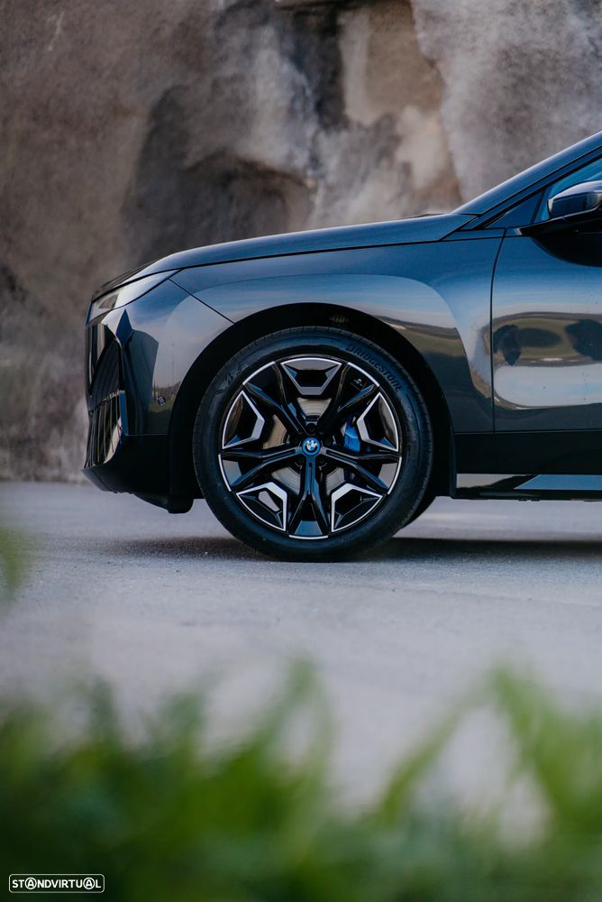 BMW iX xDrive40 - 34