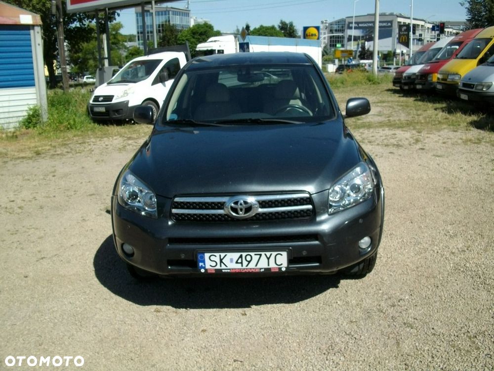 Toyota RAV4 - 2