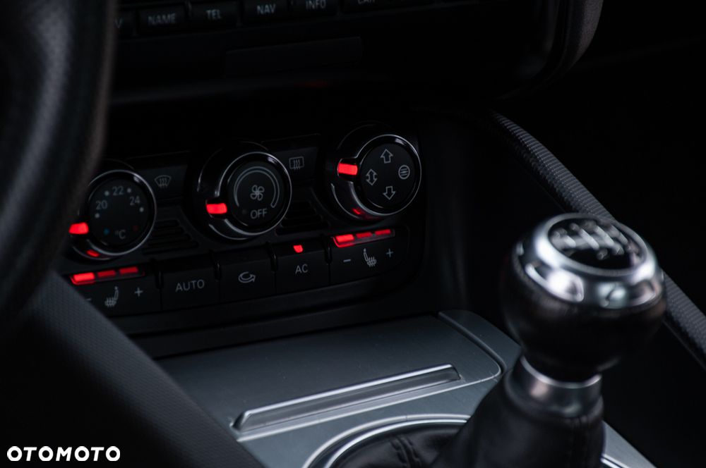 Audi TT Coupé 2.0 TDI quattro - 35