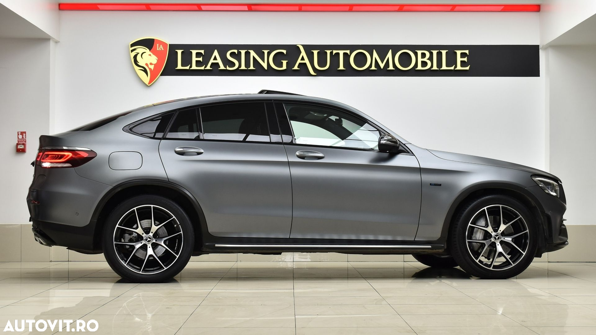 Mercedes-Benz GLC Coupe 300 e 4Matic 9G-TRONIC AMG Line - 7