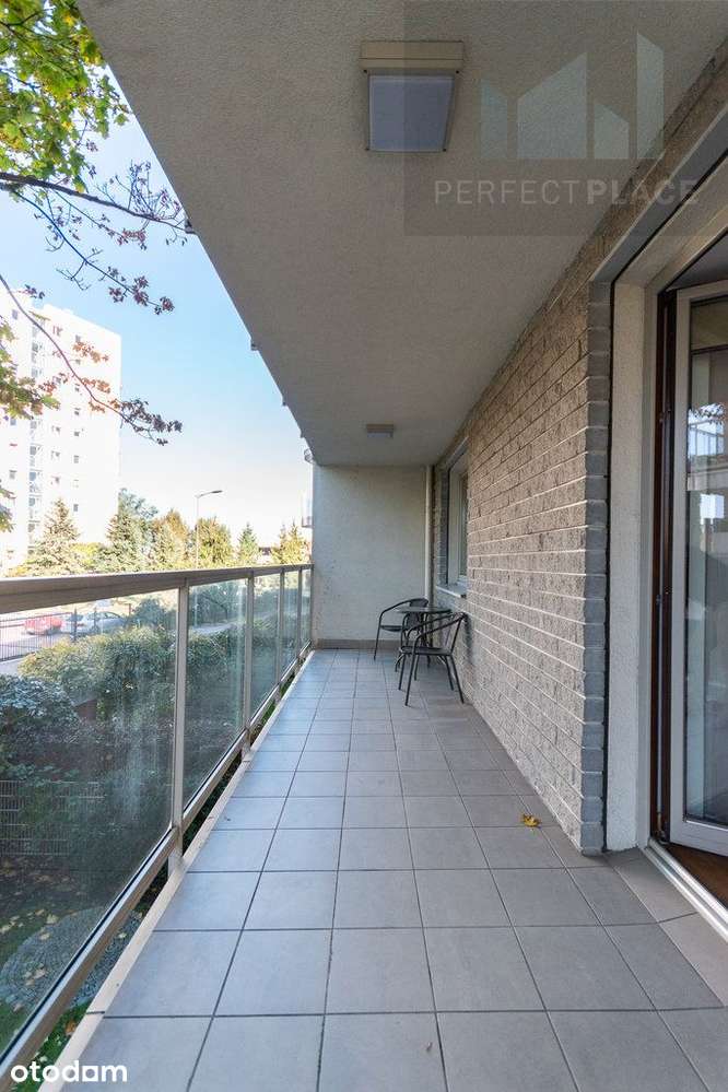 Ładne mieszkanie, oddzielna kuchnia, balkon