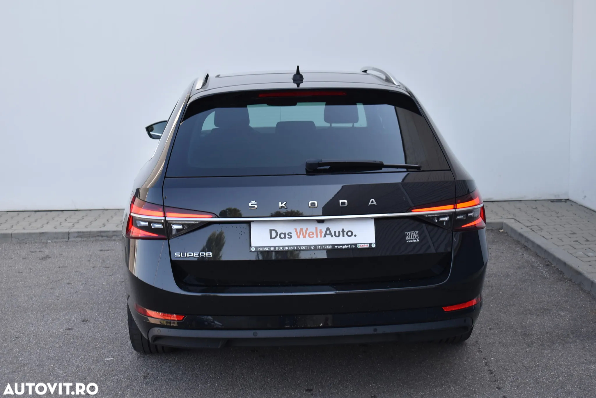 Skoda Superb Combi 2.0 TDI DSG Style - 6
