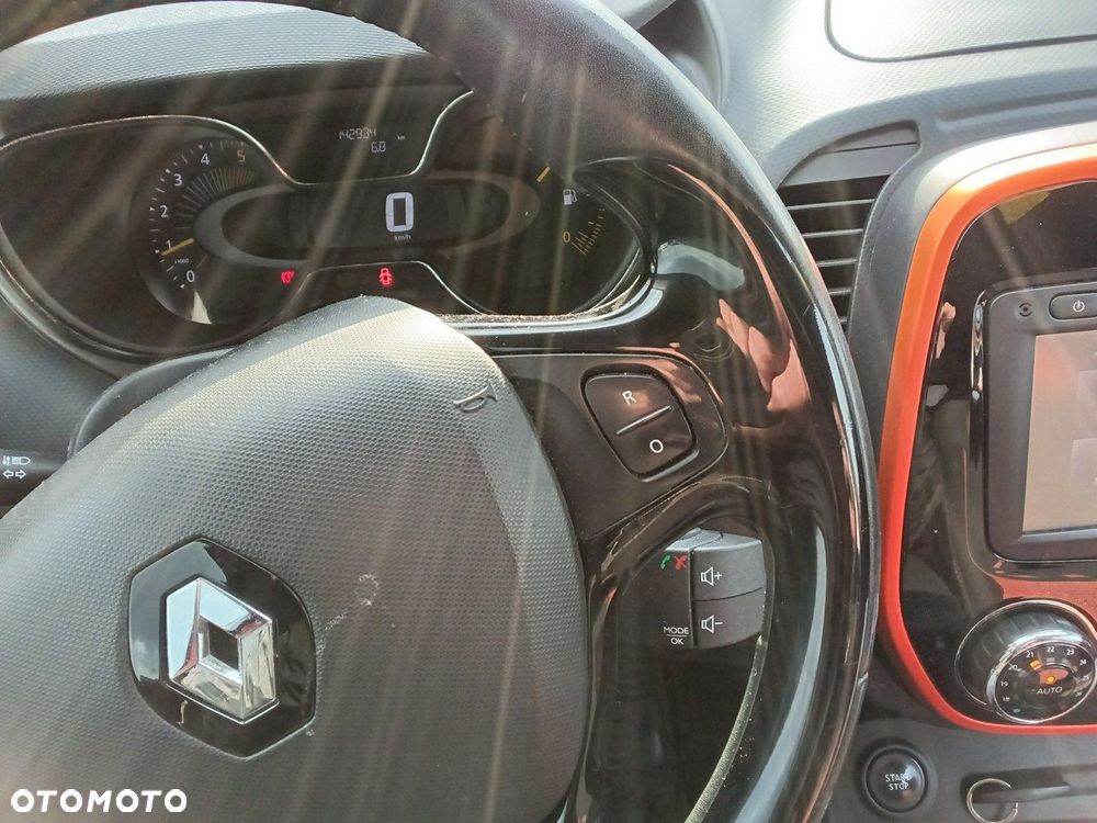 Renault Captur - 22