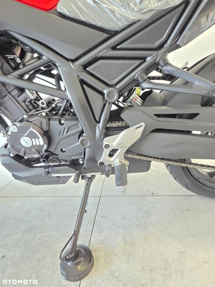 VOGE R125S - 26