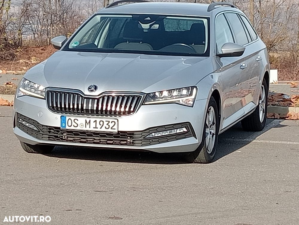 Skoda Superb 2.0 TDI DSG Ambition - 4