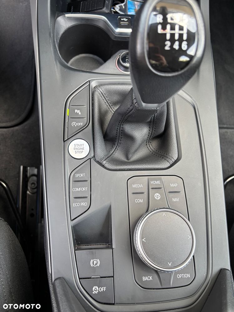 BMW Seria 1 118i Advantage - 8