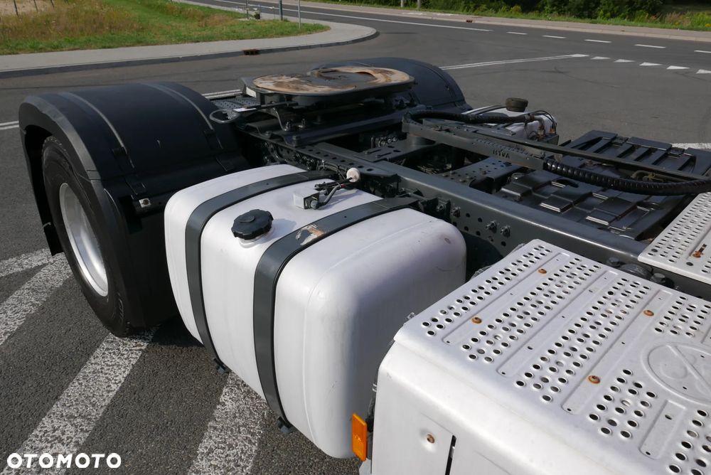 Mercedes-Benz ACTROS 1848 2019r automat hydraulika HYVA pod wywrotkę - 37