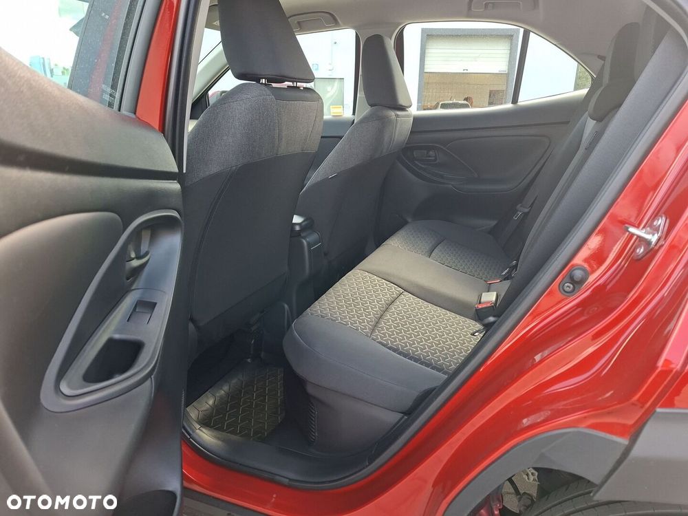 Toyota Yaris Cross - 12