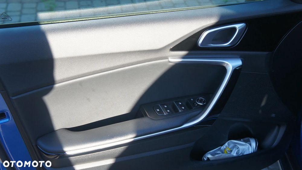 Kia XCeed 1.5 T-GDI L Business Line - 16