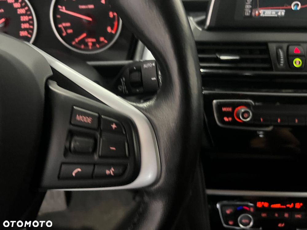 BMW Seria 2 218d Advantage sport - 33