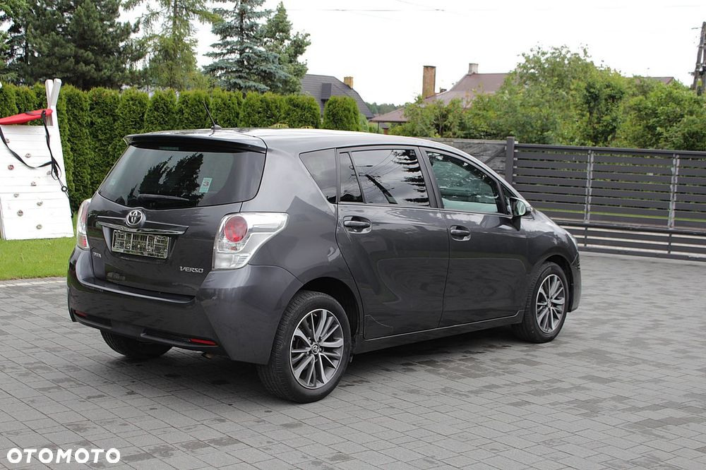 Toyota Verso 1.8 Prestige MS EU6 - 18