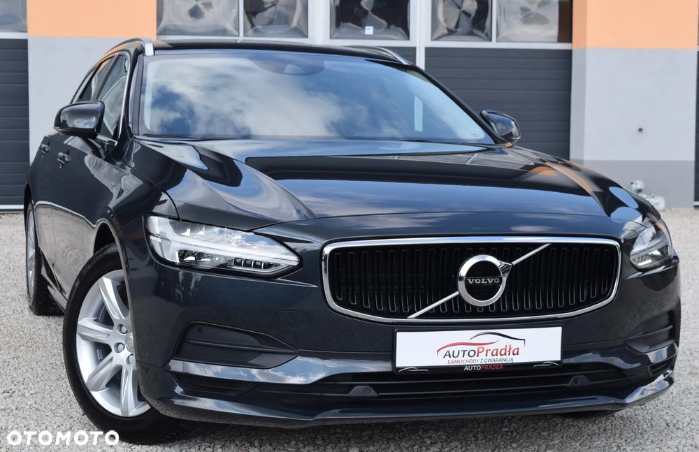 Volvo V90 D3 Momentum Pro - 2