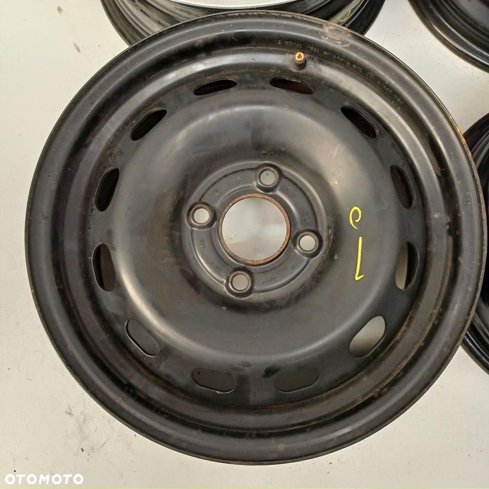 Felgi 4x108 15 Ford Fiesta VII + Kołpaki 4szt (F7826) - 7