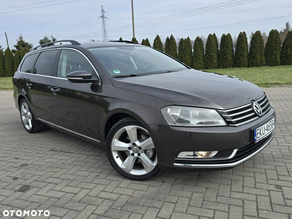 Volkswagen Passat - 4