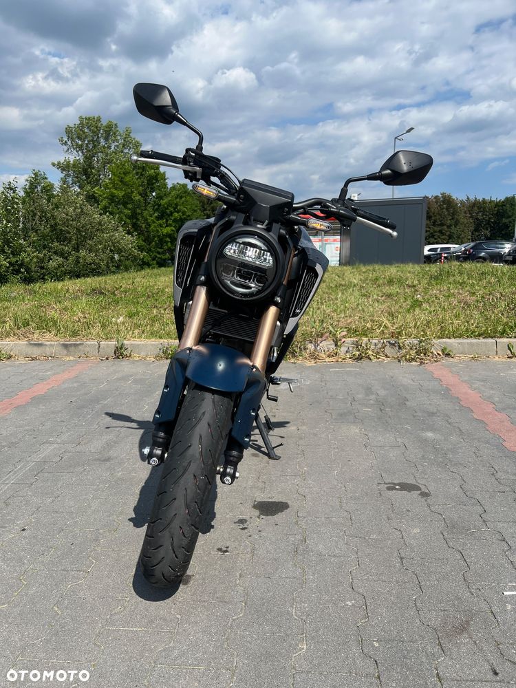 Honda CB - 7