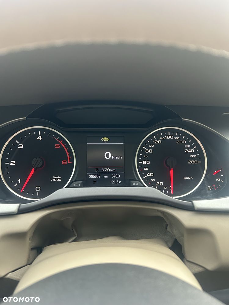 Audi A4 Avant - 8