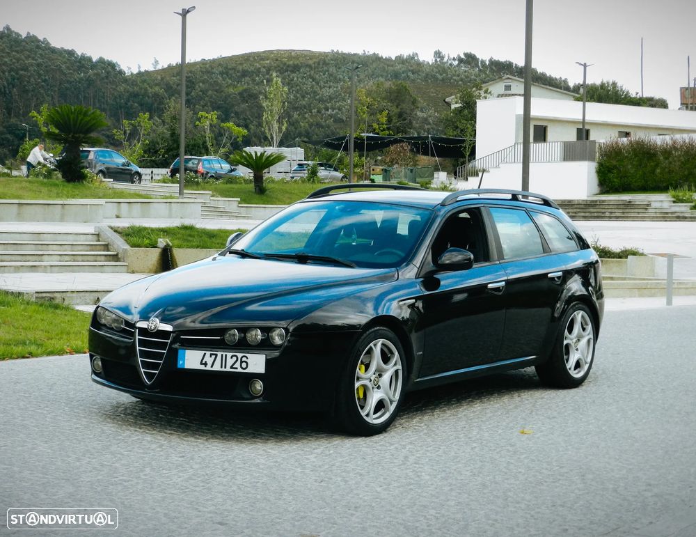 Alfa Romeo 159 Sportwagon 2.0 JTDm Distinctive - 1