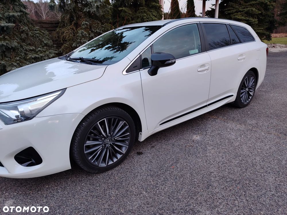 Toyota Avensis 1.8 Selection - 3