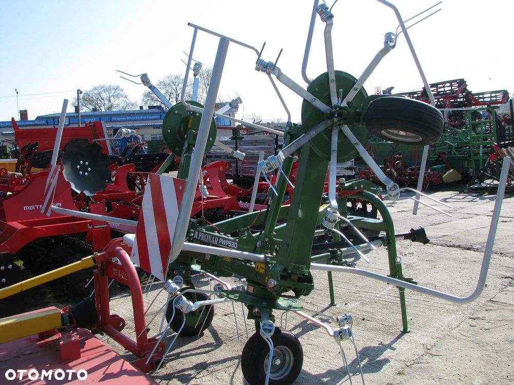 Pronar Przetrząsacz pokosów Pronar PWP460, PWP530, Przetrząsacz pokosów Kowalski Z-528, Przetrząsacz pokosów Mesko-Rol & Ursus Z-275 - 5