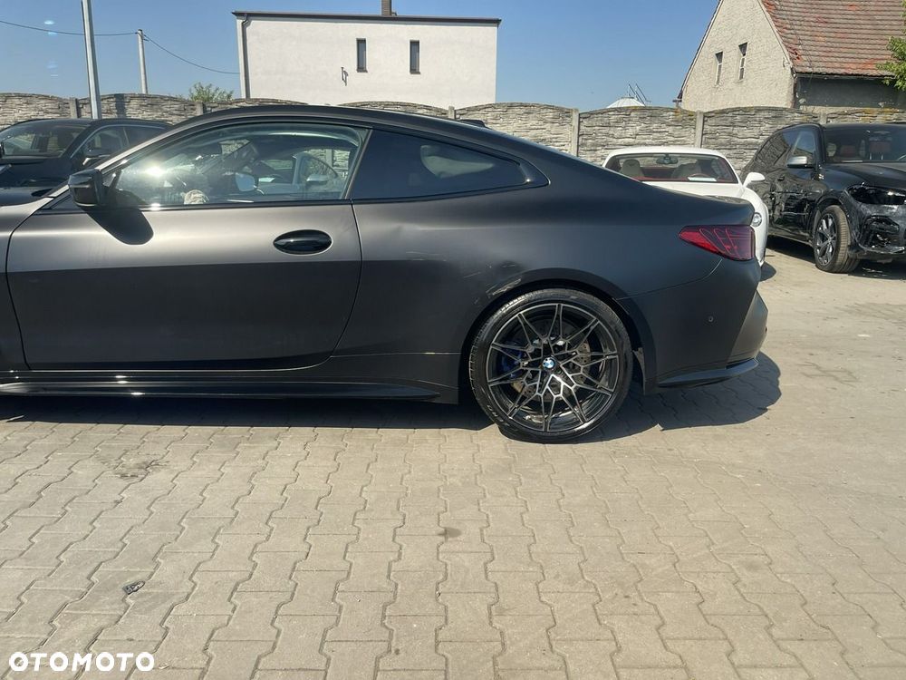 BMW M4 Competition M xDrive - 10