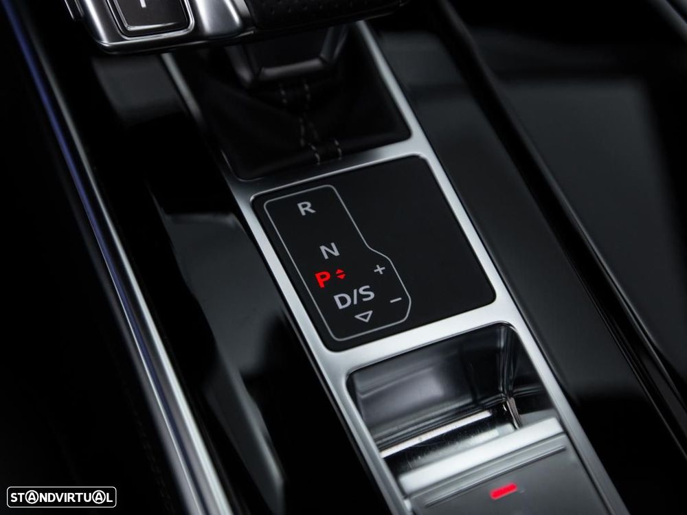 Audi RS6 Avant 4.0 TFSI quattro Tiptronic - 37