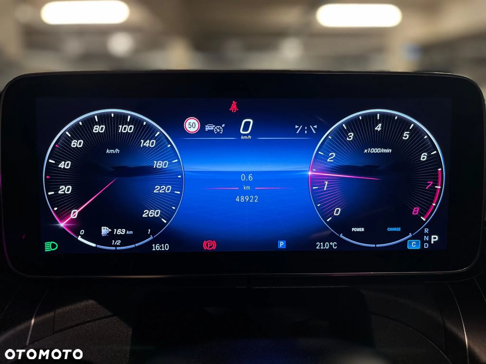 Mercedes-Benz Klasa C 200 4MATIC 9G-TRONIC - 24