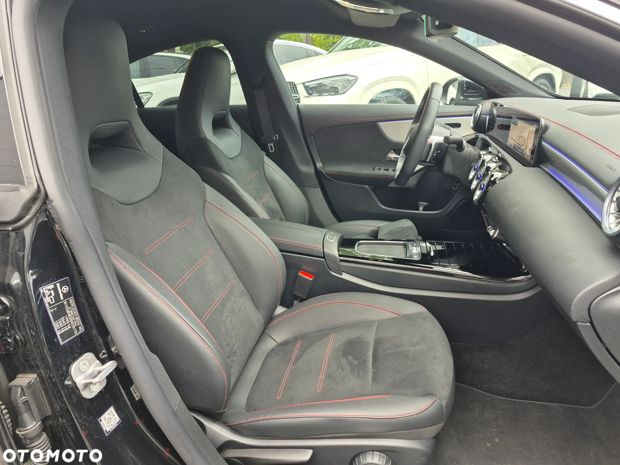 Mercedes-Benz CLA 200 AMG Line 7G-DCT - 33