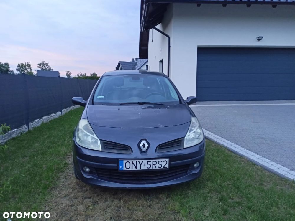 Renault Clio ver-1-5-dci-extreme - 6