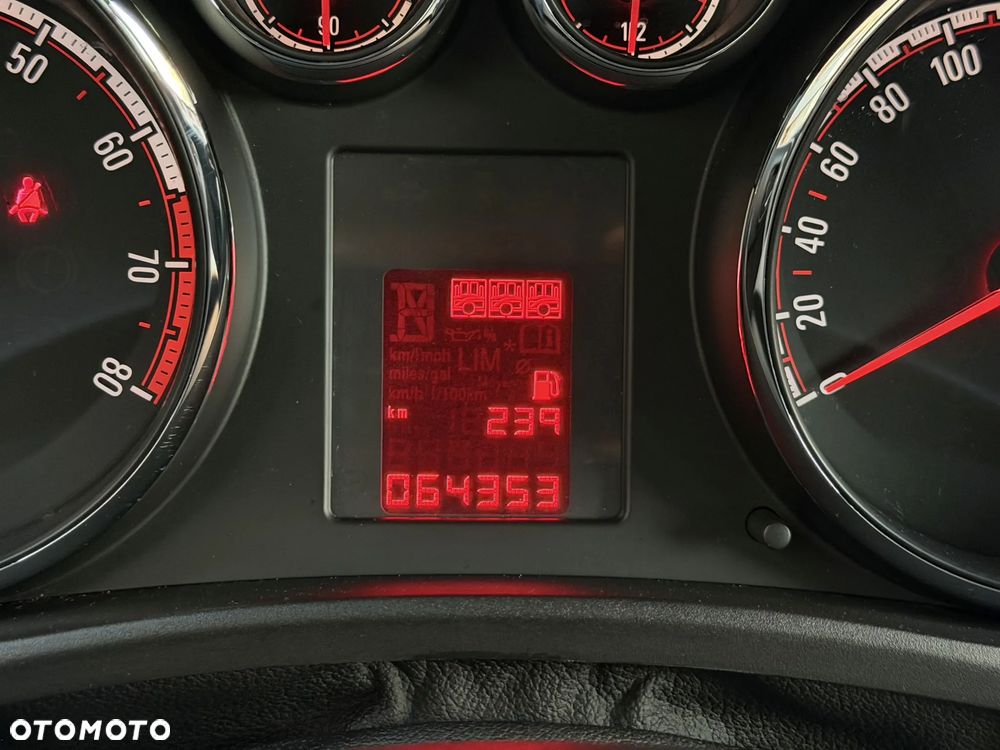 Opel Meriva - 9