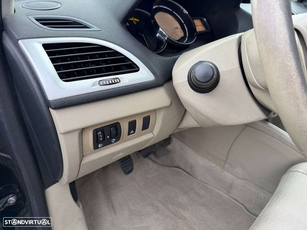 Renault Mégane 1.5 dCi Comfort SS - 26