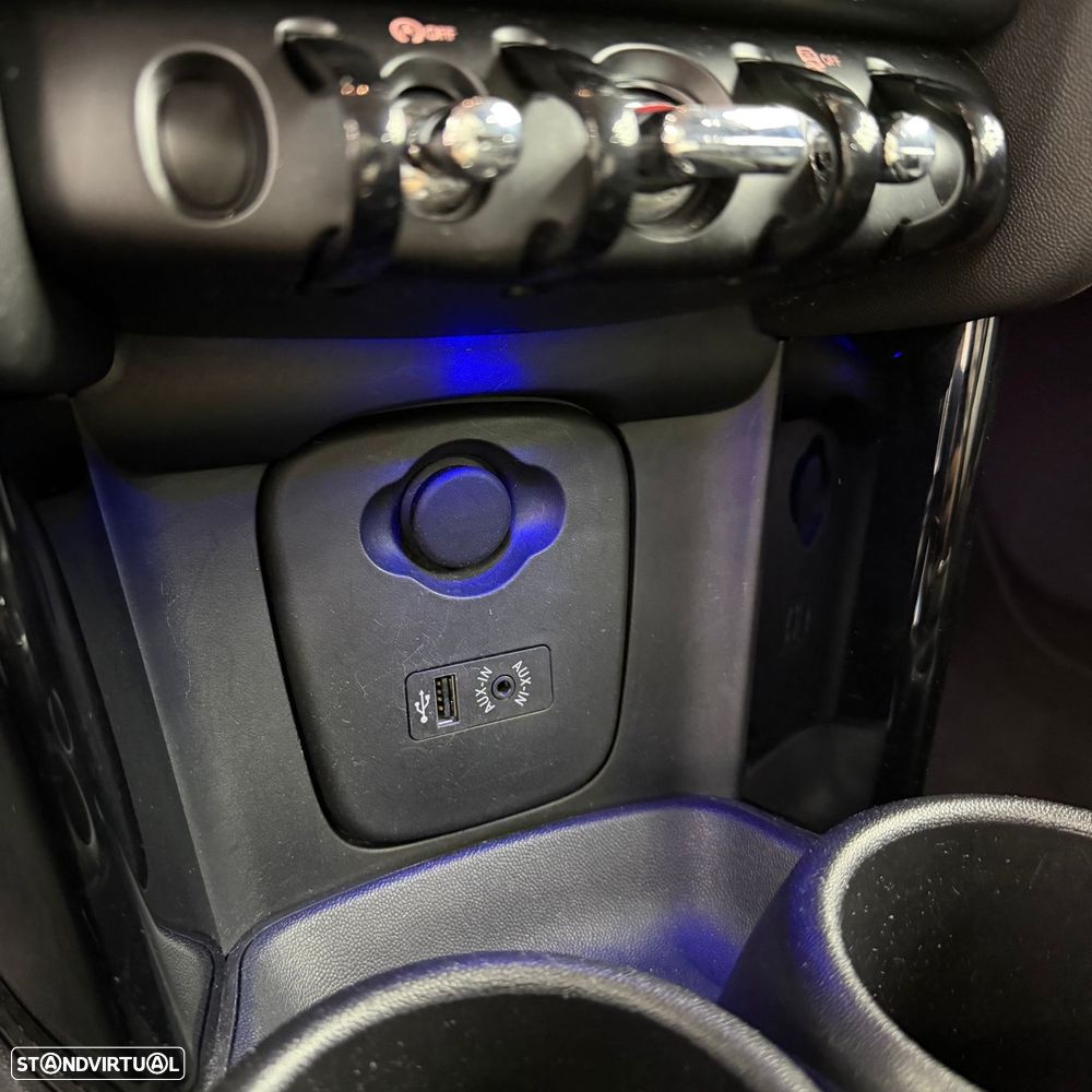 MINI 3 Portas Cooper SD Seven - 10