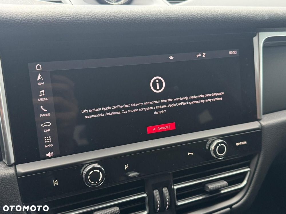 Porsche Macan Standard - 24