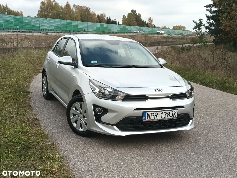 Kia Rio - 1