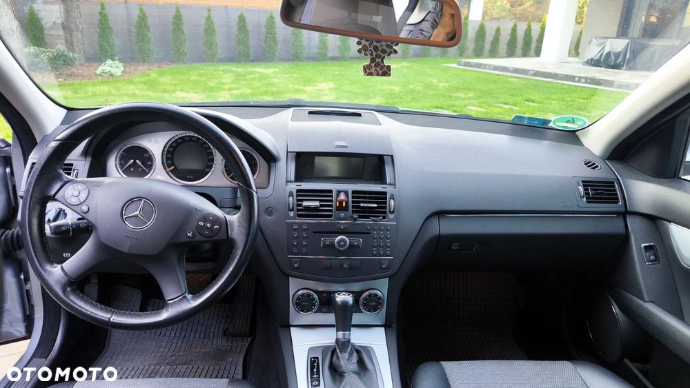 Mercedes-Benz Klasa C 200 7G-TRONIC Avantgarde Edition - 19