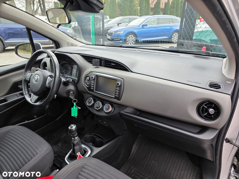 Toyota Yaris 1.5 Selection - 19