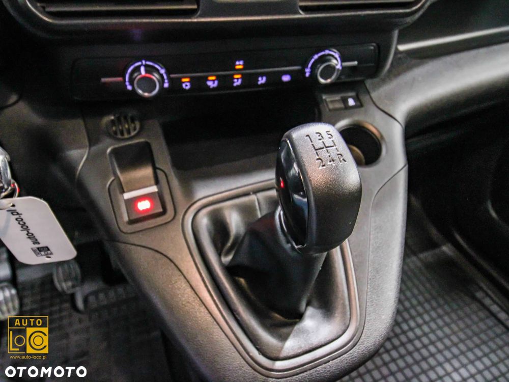 Citroën BERLINGO FURGON LONG L2 - 21