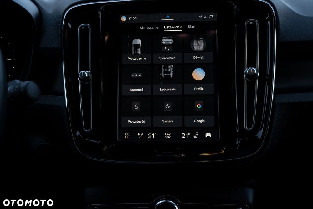 Volvo C40 Recharge Twin AWD Plus - 33