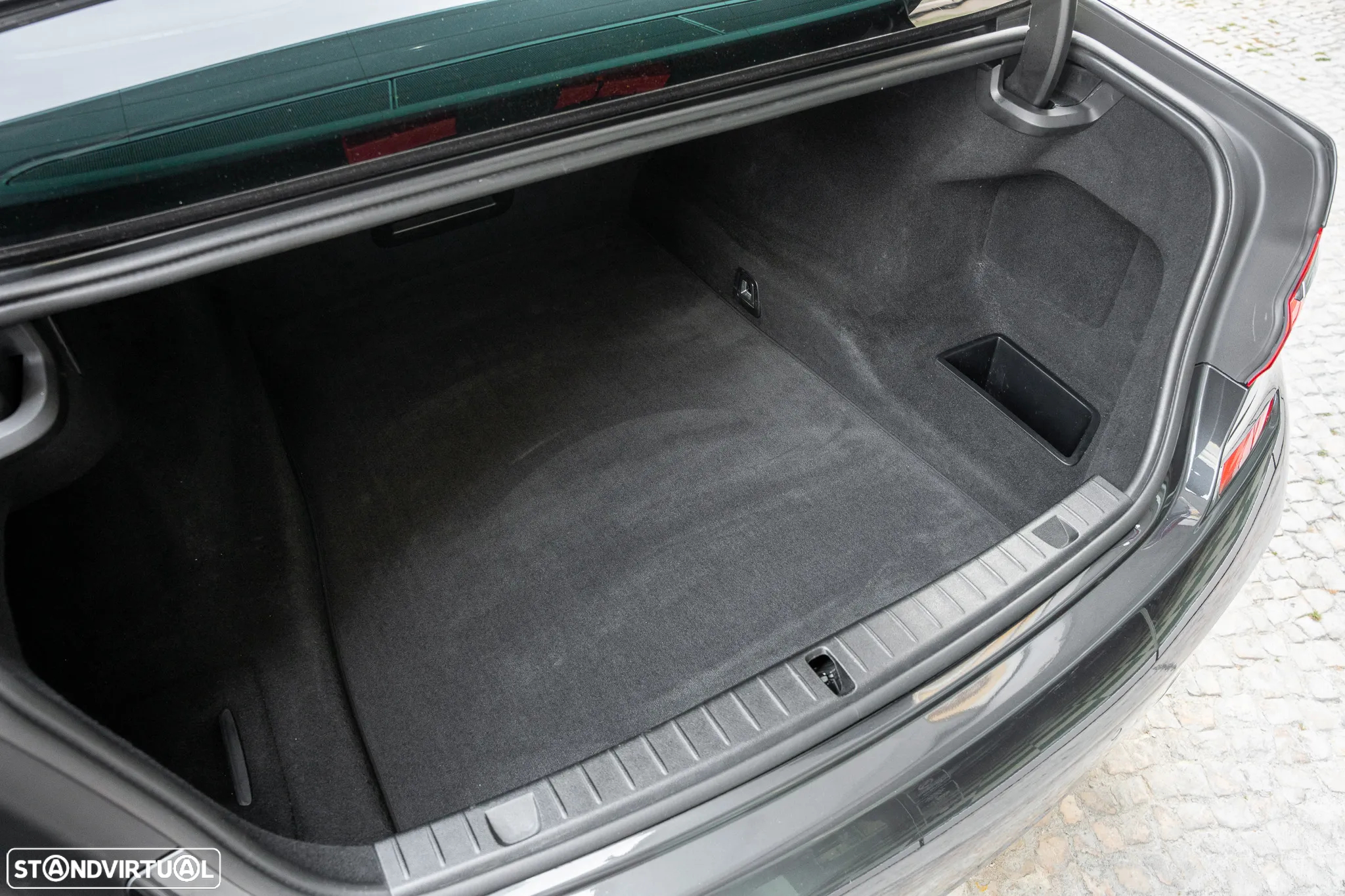BMW 740 d xDrive Pack M - 36