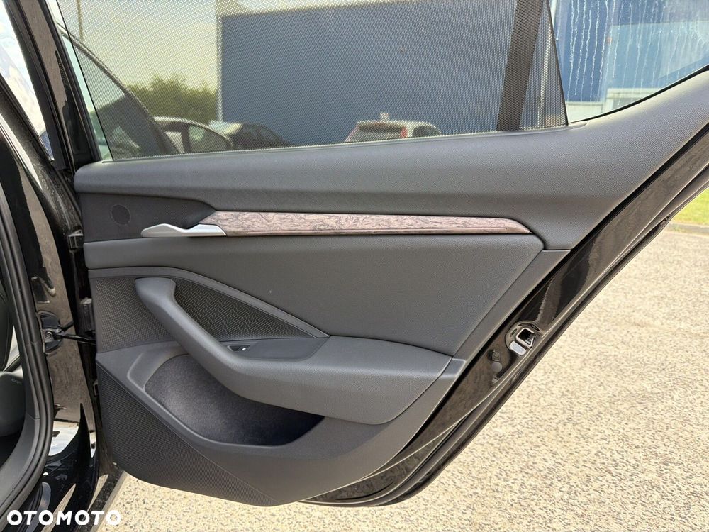 Skoda Superb 2.0 TDI SCR 4x4 L&K DSG - 21